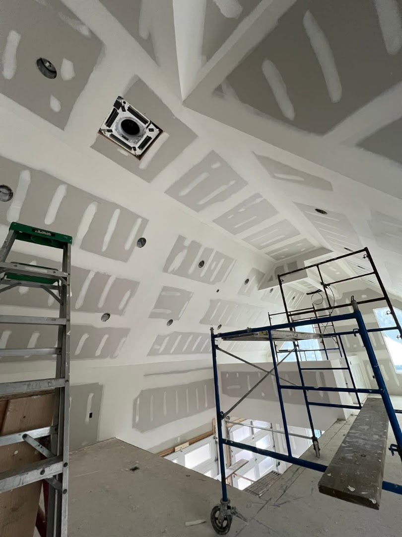 Jointure de placo platre / ratissage/ponçage et peinture — Photos 5